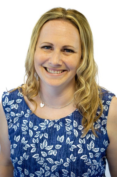 Photo of Miss Akrill 